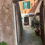 Проживание в семье Casa Sulla *